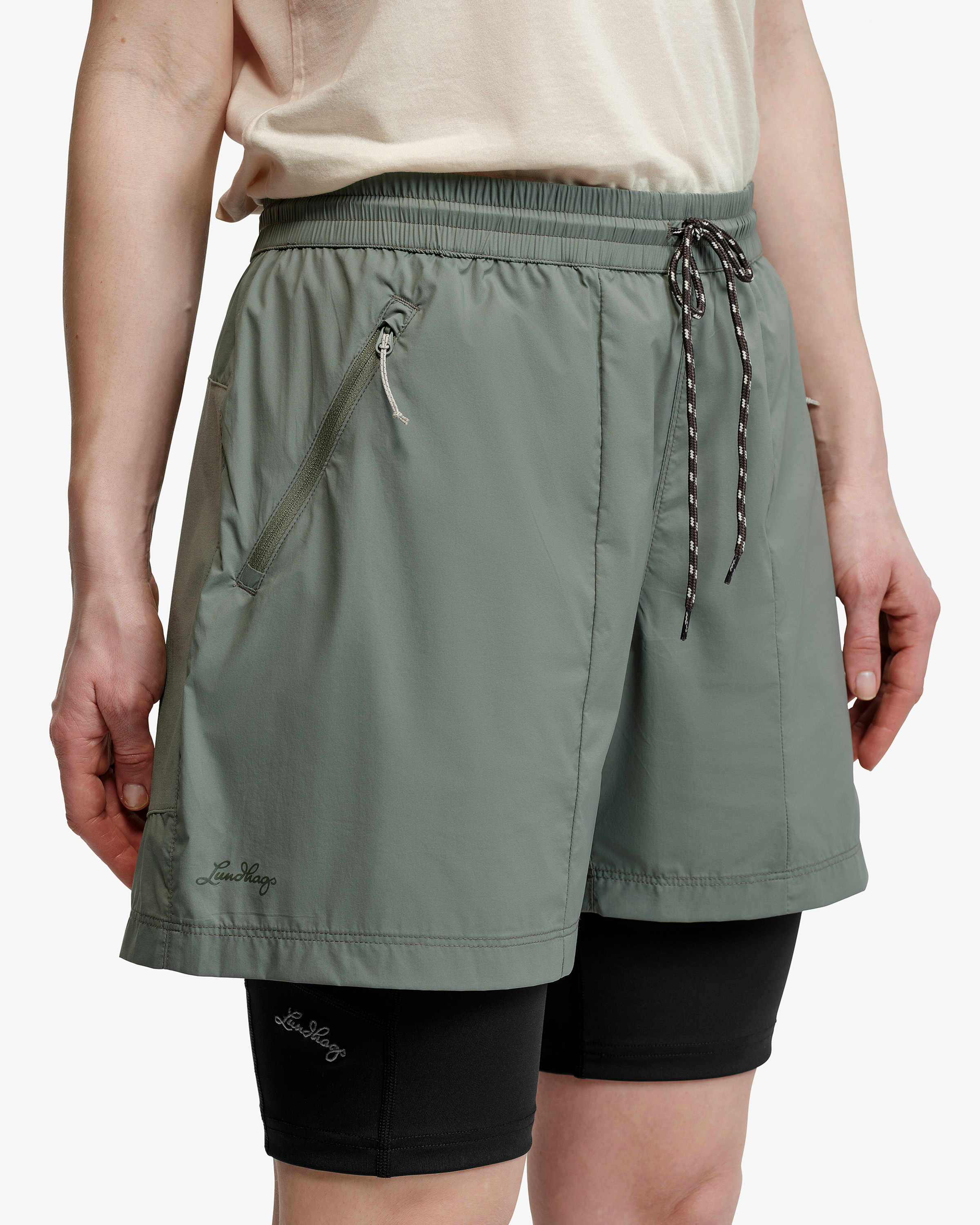Tived Light Windbreaker Shorts W | Lundhags